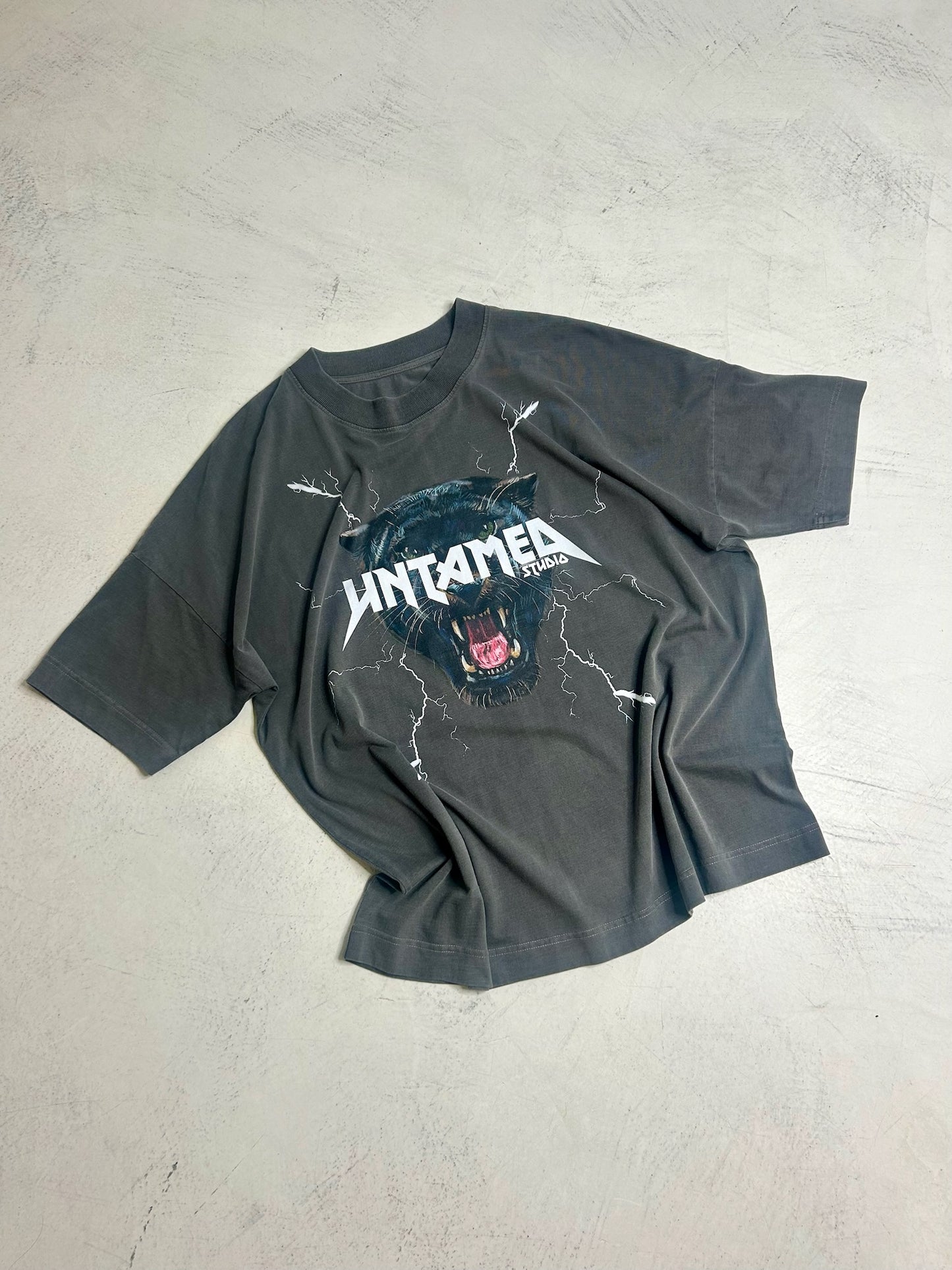 PANTHER Oversized T-Shirt - Charcoal